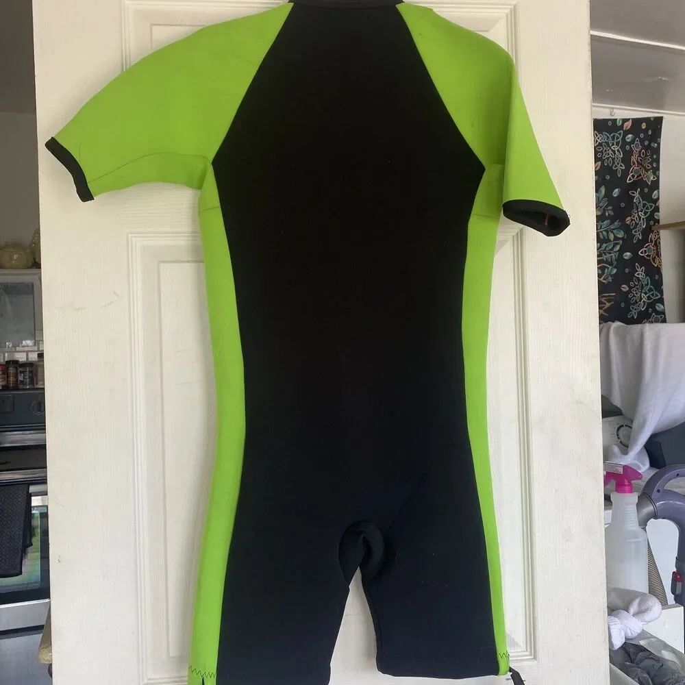 O’Neill Wetsuit Kids/Adult XS 1/4 Leg Black and Neon Green BOS